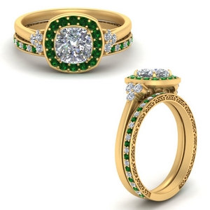 Cushion Cut Emerald Wedding Ring Sets