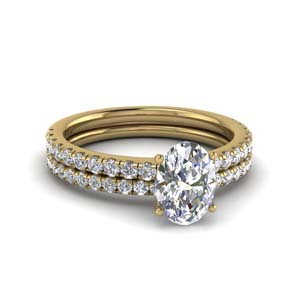 Oval Diamond Ring With Band