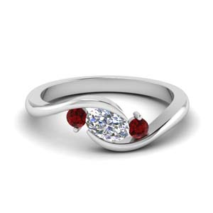 3 Stone Twist Diamond Ring