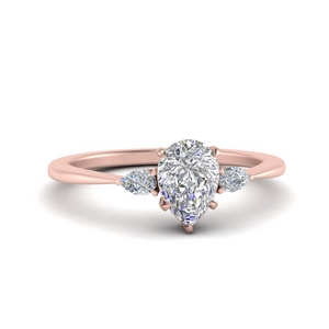 pear shaped engagement ring