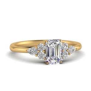 pear-accented-emerald-cut-diamond-ring-in-FD9289EMR-NL-YG