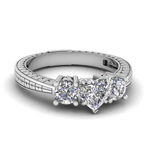 Heart Diamond Vintage 3 Stone Ring