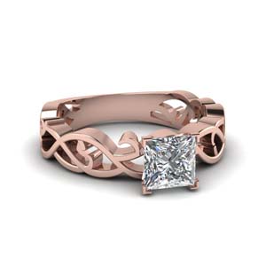 Intricate Solitaire Princess Cut Ring