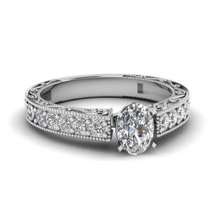 Oval Diamond Anique Engagement Rings