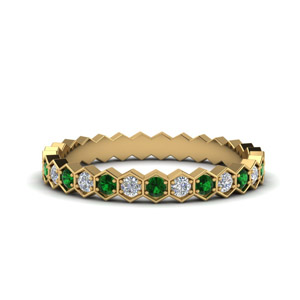 hexagon-diamond-eternity-wedding-band-with-emerald-in-FDEWB9190GEMGR-NL-YG