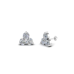 earring with 3 diamonds